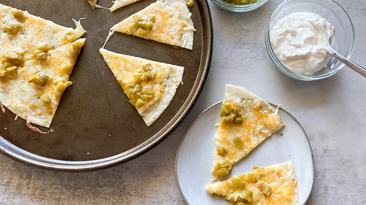 easy-arizona-cheese-crisp-recipe-mashedcom image