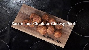chicago-chef-makes-bacon-and-cheddar-cheesy-poofs image