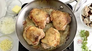 chicken-in-creamy-mushroom-white-wine-sauce-best image