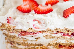 icebox-cake-recipe-with-graham-crackers-whipped image