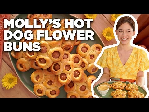 molly-yehs-chinese-bakery-inspired-hot-dog-flowers image
