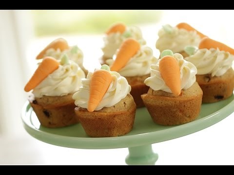 beths-carrot-cake-cupcake-recipe-entertaining image
