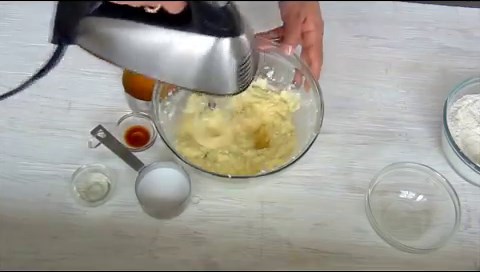 moist-mango-pound-cake-recipe-chefdehomecom image