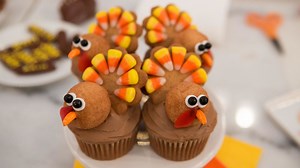 thanksgiving-turkeys-cupcake-recipe-today image