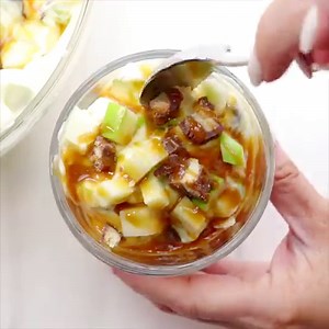 caramel-twix-apple-salad-so-addicting-recipe-https image