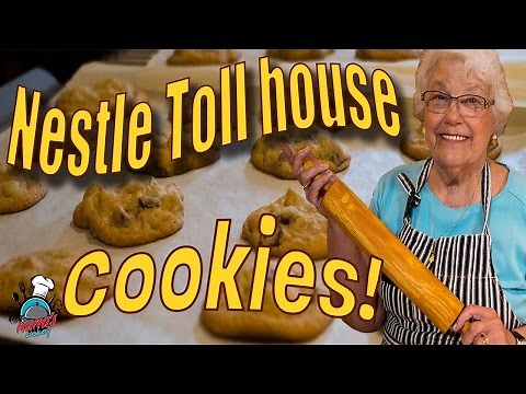 toll-house-choclolate-chip-cookies-nanas-cookery image