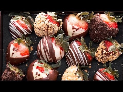 homemade-chocolate-covered-strawberries-4-ways image