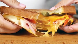 jeff-mauros-perfect-grilled-cheese-with-ham-todaycom image
