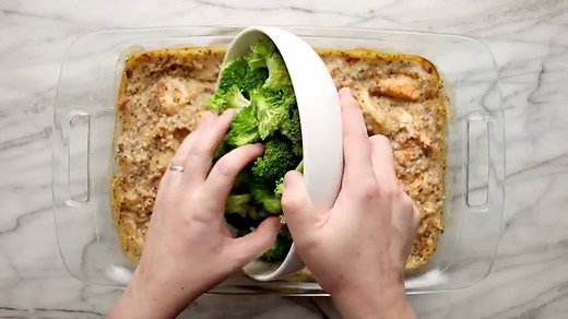 creamy-chicken-quinoa-and-broccoli-casserole image