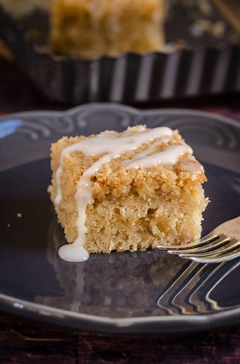 moist-banana-bread-crumb-cake-cookies-and-cups image