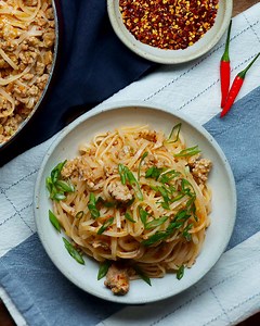 spicy-rice-noodles-with-ground-pork-and-scallions image