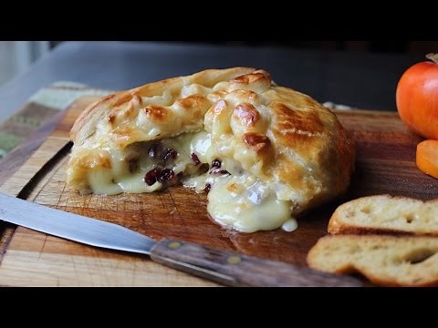 baked-stuffed-brie-brie-en-croute-stuffed-with image