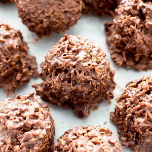 2-ingredient-chocolate-coconut-candy-clusters image