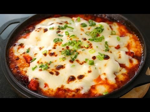 spicy-fire-chicken-with-cheese-cheese-buldak-치즈불닭 image