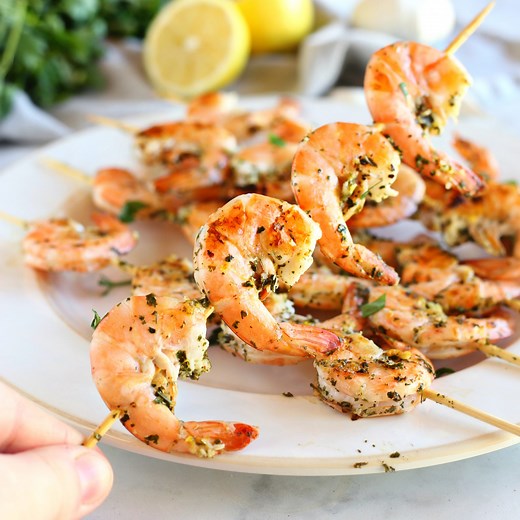 lemon-garlic-grilled-shrimp-skewers image
