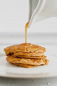 2-ingredient-pumpkin-pancakes-sinful-nutrition image