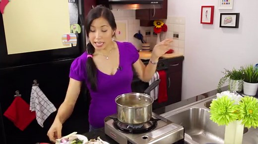 tom-yum-chicken-recipe-video-tutorial-hot-thai-kitchen image