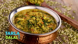 moong-dal-with-spinach-recipe-tarla-dalal image