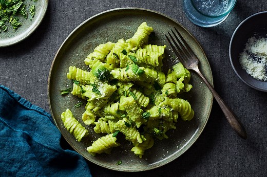 best-pea-pasta-recipe-how-to-make-pasta-with-green-pea-sauce image