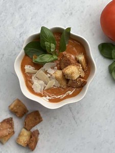 roasted-tomato-soup-with-parmesan-croutons-food-dolls image