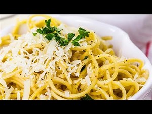 rosemary-pasta-in-butter-roasted-garlic-sauce image
