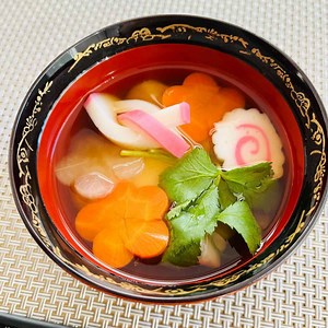 ozoni-mochi-japanese-new-year-mochi-soup-recipe-honest image