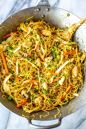 easy-chicken-chow-mein-just-like-takeout-the-girl-on-bloor image