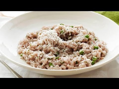 giada-de-laurentiis-makes-red-wine-risotto-with-peas image