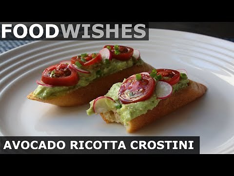 avocado-ricotta-crostini-easy-avocado-spread-food image