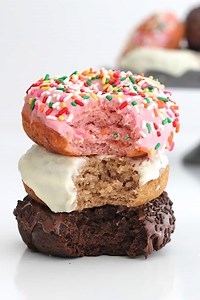 2-ingredient-baked-cake-donuts-the-bakermama image