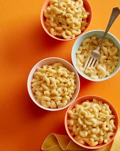 rice-cooker-mac-and-cheese-weelicious image
