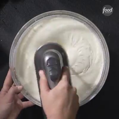 how-to-make-buried-strawberry-cheesecake-facebook image