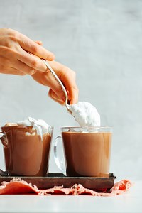 feel-good-vegan-hot-chocolate-minimalist-baker image