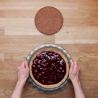 no-bake-granola-berry-pie-this-berry-pie-is-perfect-for image