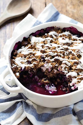 simple-oat-pecan-blueberry-crisp-recipe-pinch-of-yum image