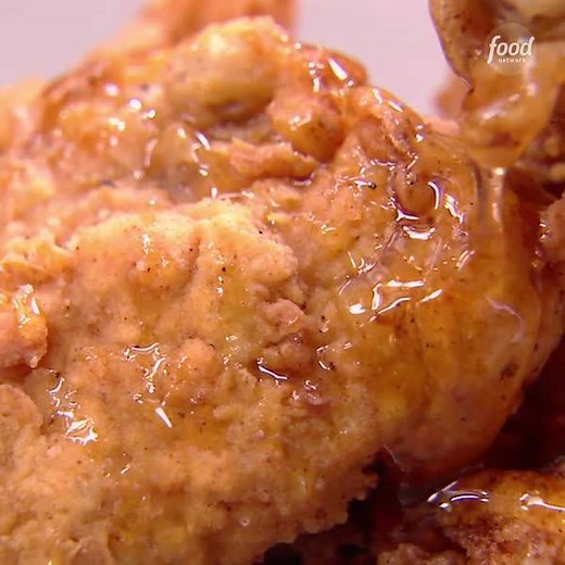 how-to-make-bobbys-classic-fried-chicken-bobby-flays image