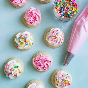 soft-frosted-mini-sugar-cookies-amycakes-bakes image