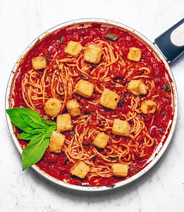 tofu-spaghetti-in-a-tomato-sauce-vegan-gluten-free image