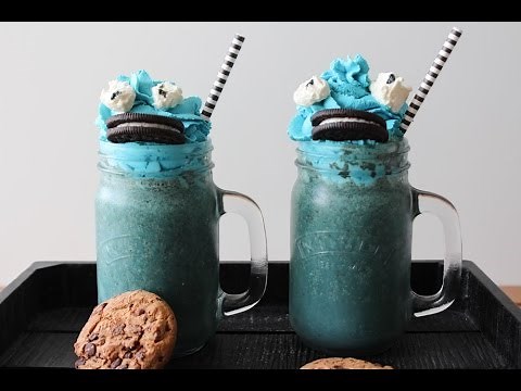 how-to-make-cookie-monster-milkshakes-by-one image