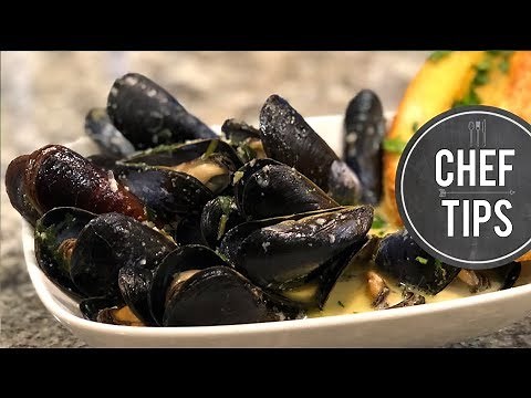 classic-french-mussels-recipe-moules-marinire-with image