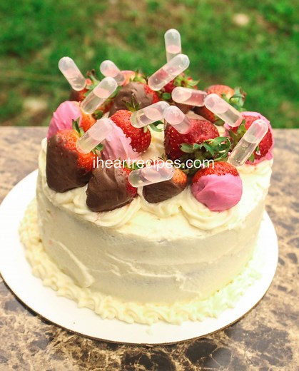 strawberry-pink-moscato-cake-recipe-i-heart image