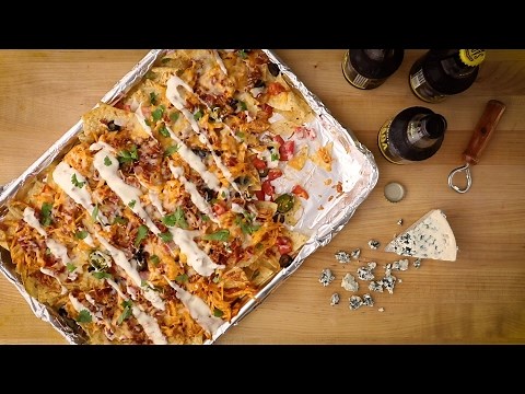 how-to-make-kickin-buffalo-chicken-nachos-party image