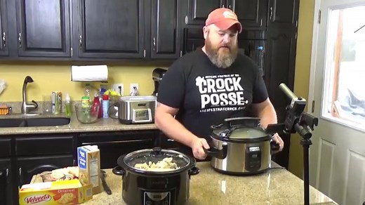 crock-pot-hot-chicken-sandwiches-recipes-that-crock image