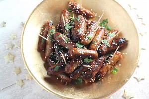 sticky-asian-cocktail-sausages-my-fussy-eater-easy-family image