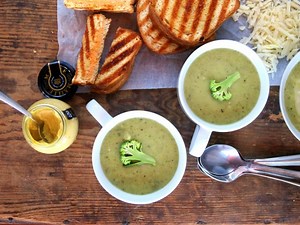 skinny-cream-of-broccoli-soup-easy-pressure-cooker image