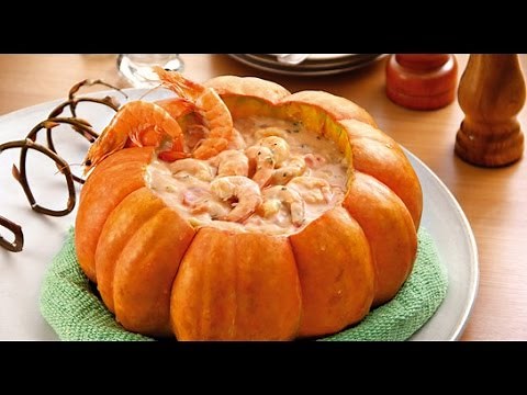 stuffed-pumpkin-shrimp-or-chicken-camarao-na image