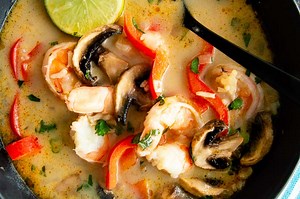 spicy-thai-shrimp-soup-recipe-west-via-midwest image