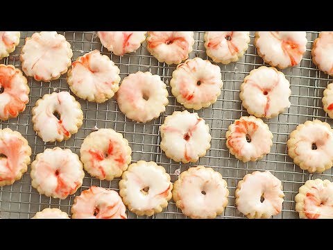 peppermint-spritz-cookies-everyday-food-with-sarah-carey image
