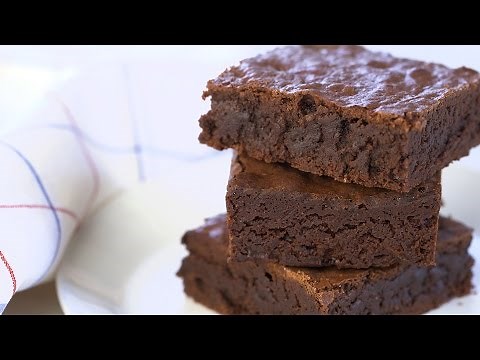 chewy-and-fudgy-brownies-everyday-food-with-sarah image