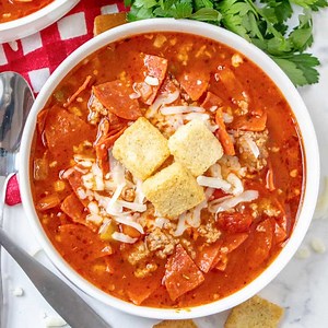 the-best-pizza-soup-video-the-country-cook image